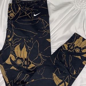 NIKE LEGGINGS